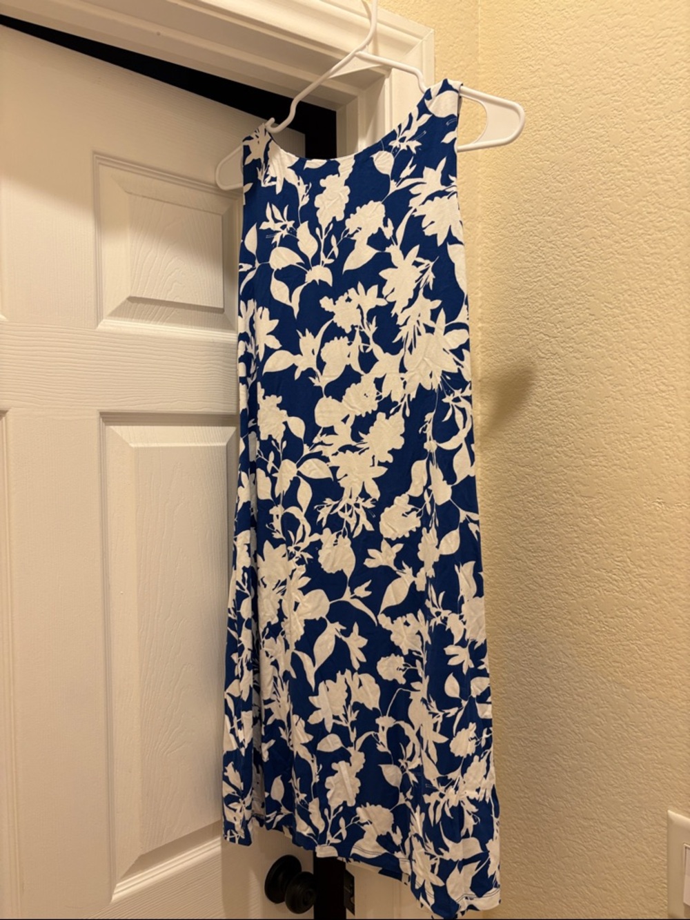 Tommy Bahama Blue & White Floral short A-line Sundress, size Small NWT